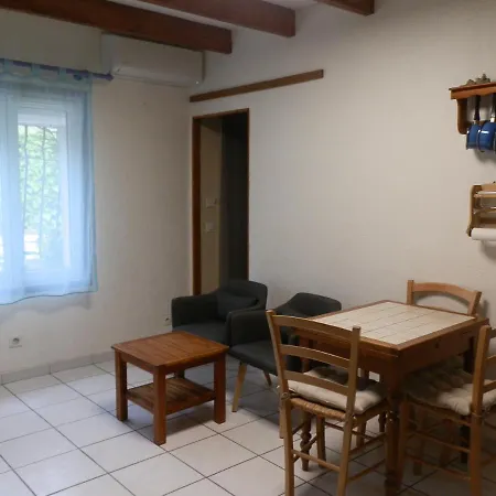Pitchou,location Uniquement à La Semaine , Du Samedi 12h Au Samedi 10h Appartement